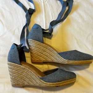 Women’s Blue Denim Espadrilles lace up wedges size 9